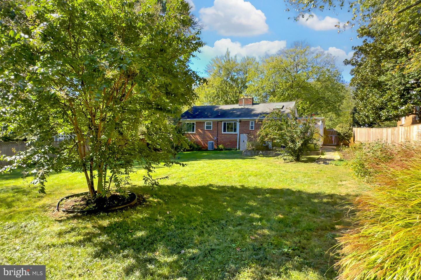 3445 UPSIDE CT, FALLS CHURCH, Virginia 22042, 3 Bedrooms Bedrooms, ,2 BathroomsBathrooms,Residential,For sale,3445 UPSIDE CT,VAFX2273782 MLS # VAFX2273782