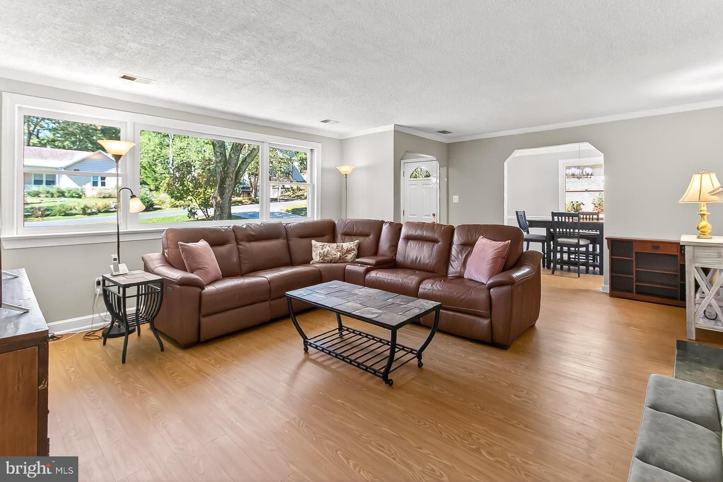 3445 UPSIDE CT, FALLS CHURCH, Virginia 22042, 3 Bedrooms Bedrooms, ,2 BathroomsBathrooms,Residential,For sale,3445 UPSIDE CT,VAFX2273782 MLS # VAFX2273782
