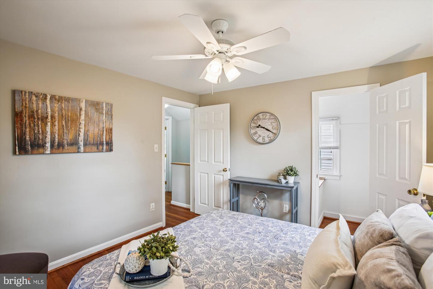 965 N KENTUCKY ST, ARLINGTON, Virginia 22205, 2 Bedrooms Bedrooms, 7 Rooms Rooms,2 BathroomsBathrooms,Residential,For sale,965 N KENTUCKY ST,VAAR2064792 MLS # VAAR2064792