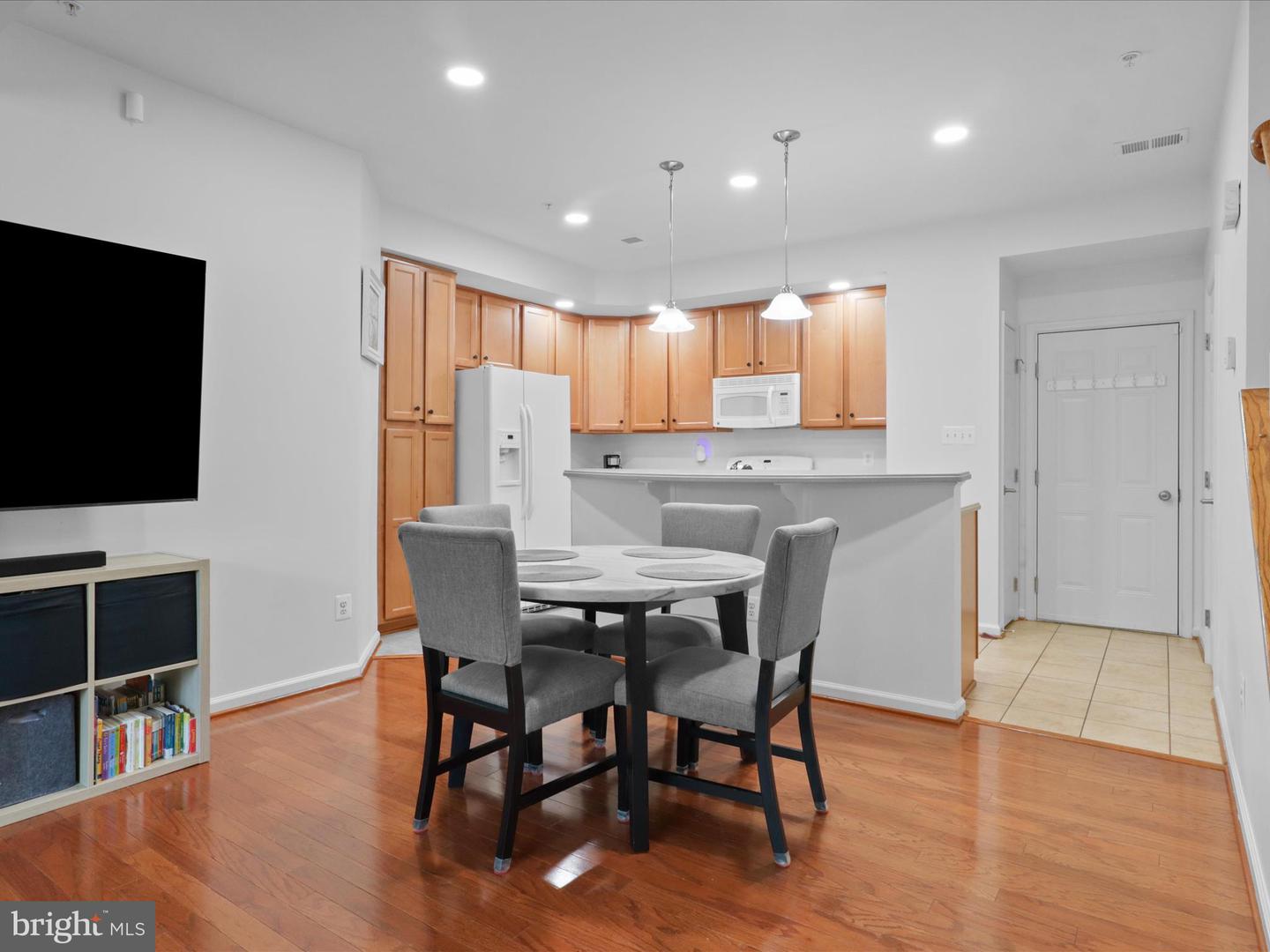 2531 EASTBOURNE DR, WOODBRIDGE, Virginia 22191, 3 Bedrooms Bedrooms, ,2 BathroomsBathrooms,Residential,For sale,2531 EASTBOURNE DR,VAPW2105790 MLS # VAPW2105790