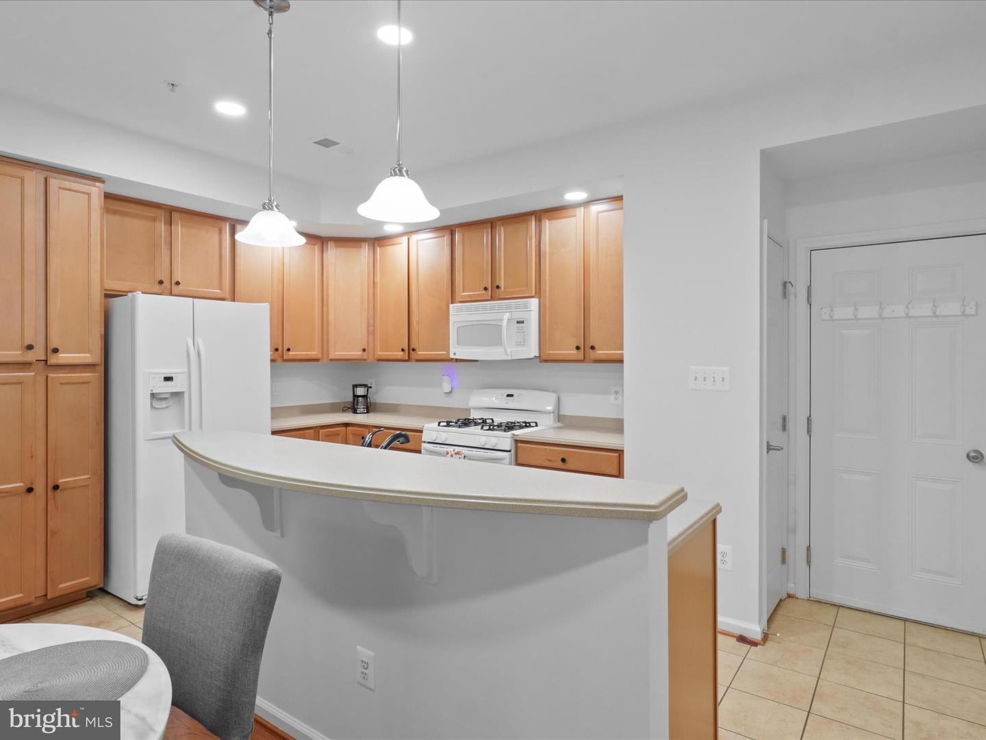 2531 EASTBOURNE DR, WOODBRIDGE, Virginia 22191, 3 Bedrooms Bedrooms, ,2 BathroomsBathrooms,Residential,For sale,2531 EASTBOURNE DR,VAPW2105790 MLS # VAPW2105790
