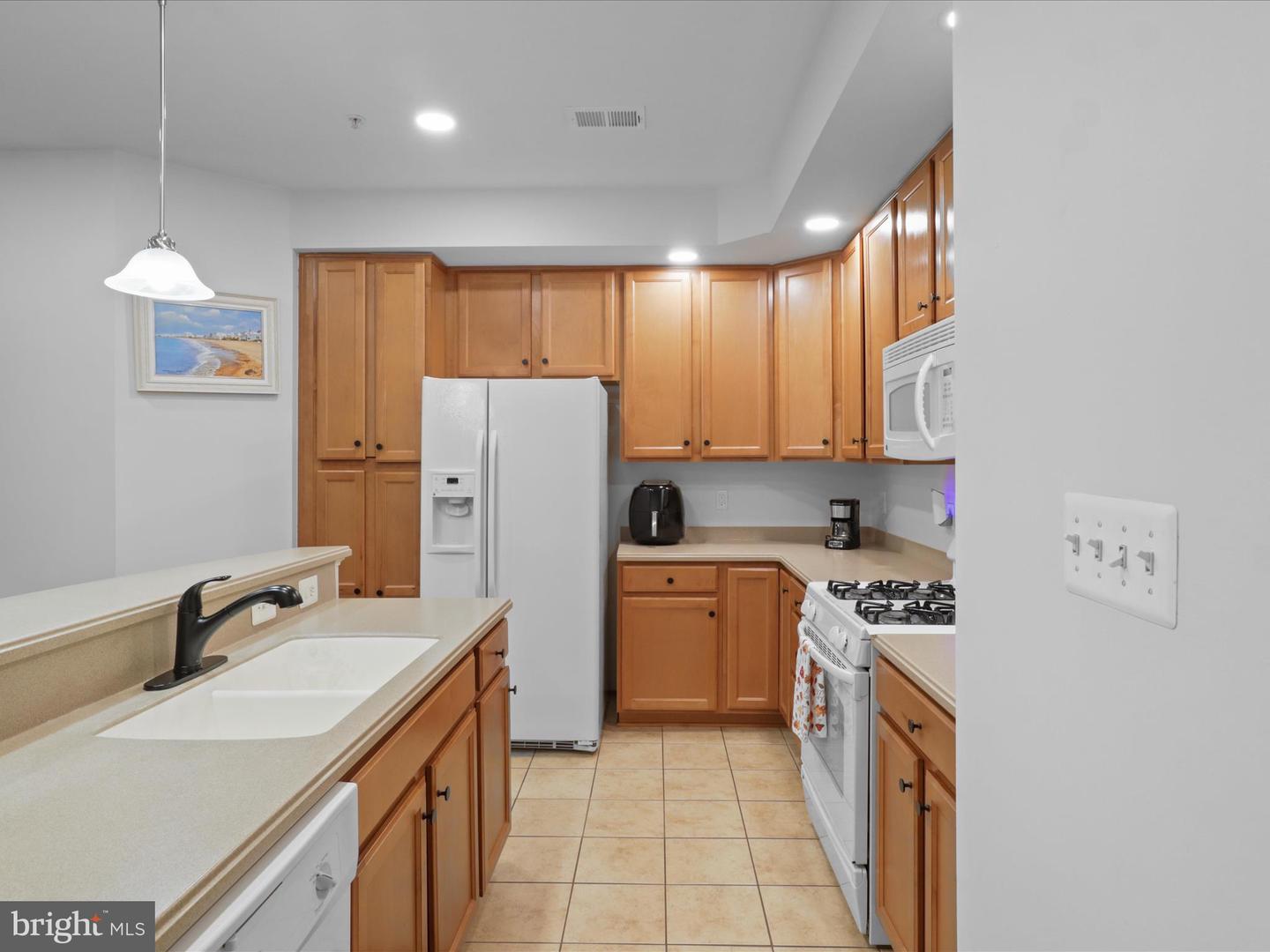 2531 EASTBOURNE DR, WOODBRIDGE, Virginia 22191, 3 Bedrooms Bedrooms, ,2 BathroomsBathrooms,Residential,For sale,2531 EASTBOURNE DR,VAPW2105790 MLS # VAPW2105790