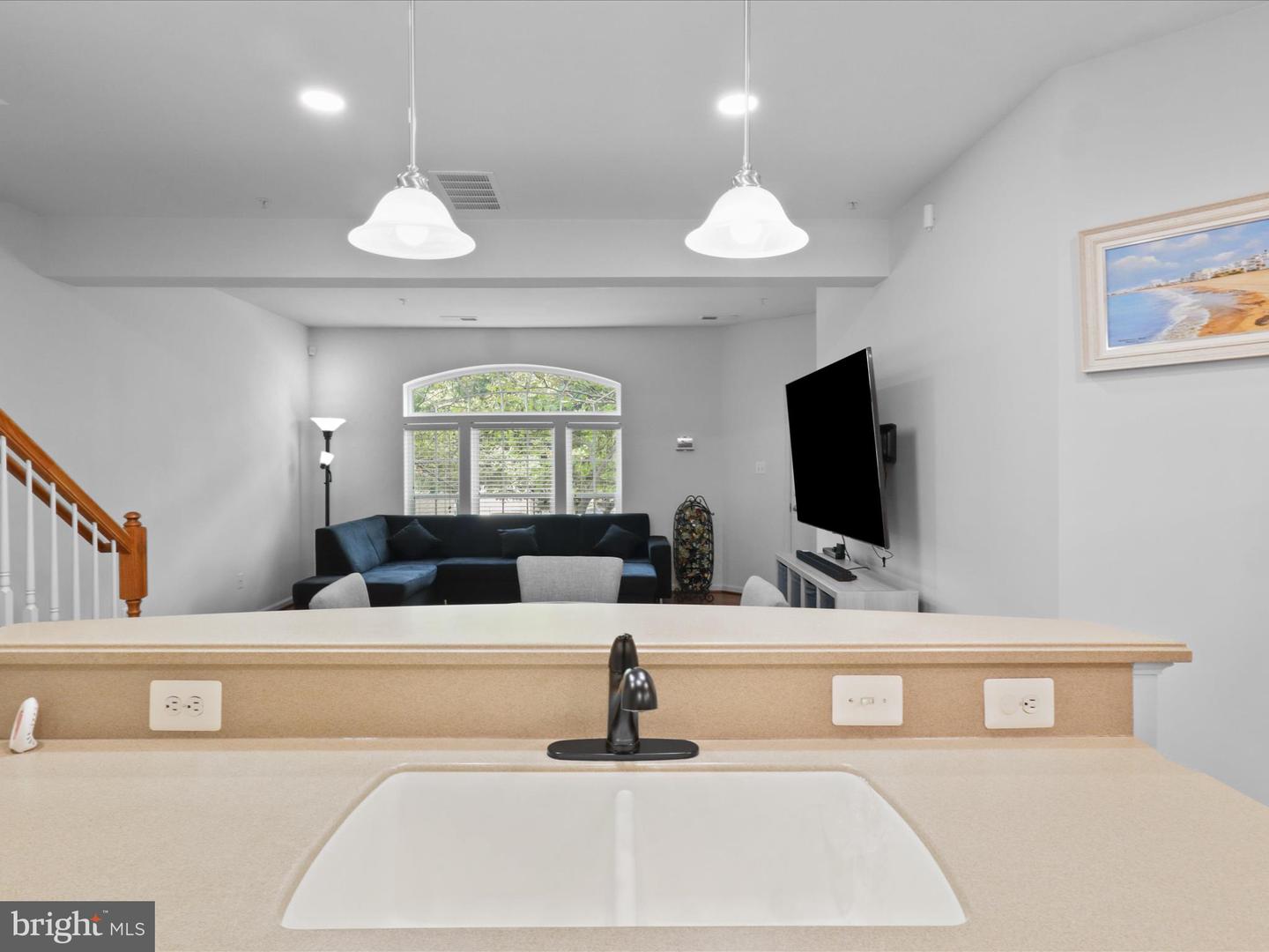 2531 EASTBOURNE DR, WOODBRIDGE, Virginia 22191, 3 Bedrooms Bedrooms, ,2 BathroomsBathrooms,Residential,For sale,2531 EASTBOURNE DR,VAPW2105790 MLS # VAPW2105790