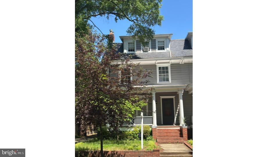 3107 34TH ST NW, WASHINGTON, District Of Columbia 20008, 5 Bedrooms Bedrooms, ,4 BathroomsBathrooms,Residential,For sale,3107 34TH ST NW,DCDC2226518 MLS # DCDC2226518
