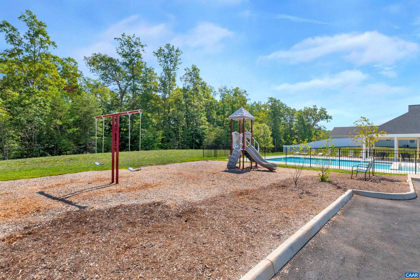 27 PINE KNOT DR, PALMYRA, Virginia 22963, 3 Bedrooms Bedrooms, ,2 BathroomsBathrooms,Residential,For sale,27 PINE KNOT DR,669885 MLS # 669885