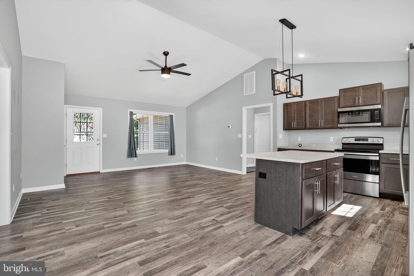 37406 DAVEY JONES BLVD, GREENBACKVILLE, Virginia 23356, 3 Bedrooms Bedrooms, ,2 BathroomsBathrooms,Residential,For sale,37406 DAVEY JONES BLVD,VAAC2002302 MLS # VAAC2002302