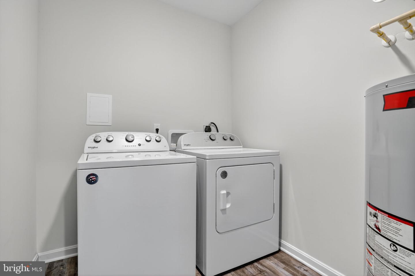 37406 DAVEY JONES BLVD, GREENBACKVILLE, Virginia 23356, 3 Bedrooms Bedrooms, ,2 BathroomsBathrooms,Residential,For sale,37406 DAVEY JONES BLVD,VAAC2002302 MLS # VAAC2002302