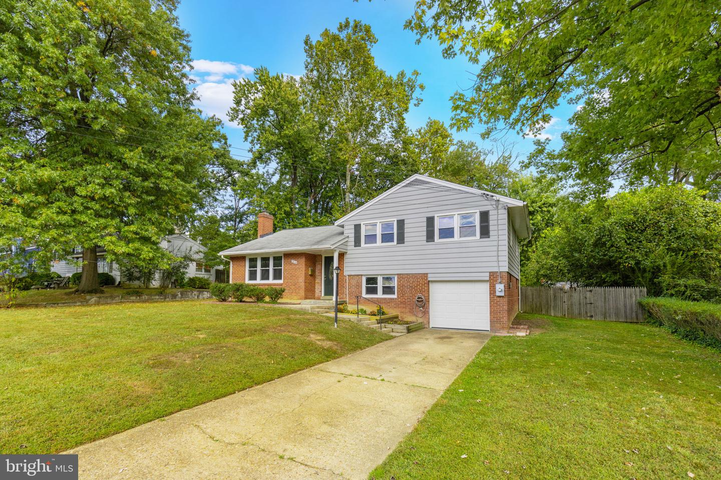 7414 CHATHAM ST, SPRINGFIELD, Virginia 22151, 4 Bedrooms Bedrooms, ,2 BathroomsBathrooms,Residential,For sale,7414 CHATHAM ST,VAFX2273600 MLS # VAFX2273600