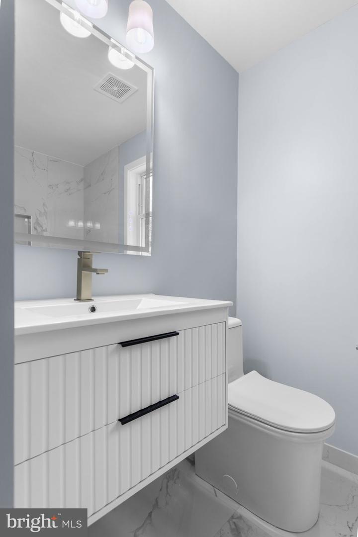 7414 CHATHAM ST, SPRINGFIELD, Virginia 22151, 4 Bedrooms Bedrooms, ,2 BathroomsBathrooms,Residential,For sale,7414 CHATHAM ST,VAFX2273600 MLS # VAFX2273600