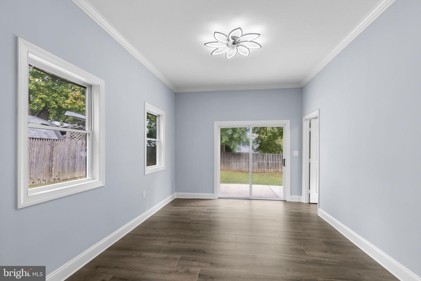 7414 CHATHAM ST, SPRINGFIELD, Virginia 22151, 4 Bedrooms Bedrooms, ,2 BathroomsBathrooms,Residential,For sale,7414 CHATHAM ST,VAFX2273600 MLS # VAFX2273600