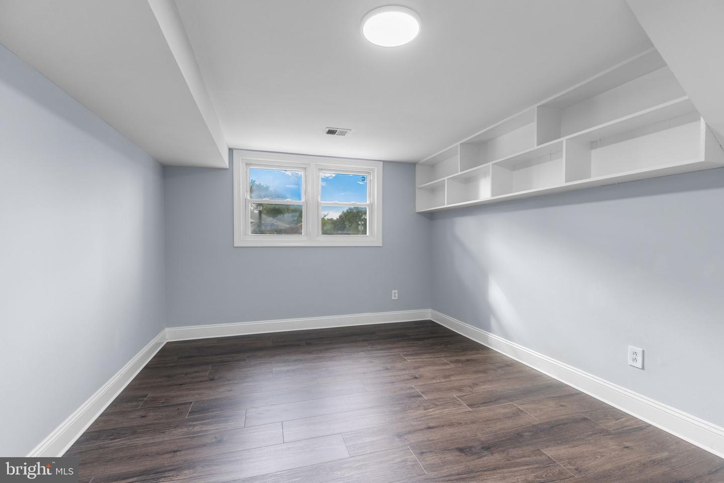 7414 CHATHAM ST, SPRINGFIELD, Virginia 22151, 4 Bedrooms Bedrooms, ,2 BathroomsBathrooms,Residential,For sale,7414 CHATHAM ST,VAFX2273600 MLS # VAFX2273600