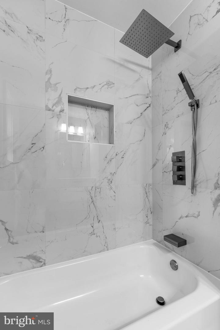 7414 CHATHAM ST, SPRINGFIELD, Virginia 22151, 4 Bedrooms Bedrooms, ,2 BathroomsBathrooms,Residential,For sale,7414 CHATHAM ST,VAFX2273600 MLS # VAFX2273600