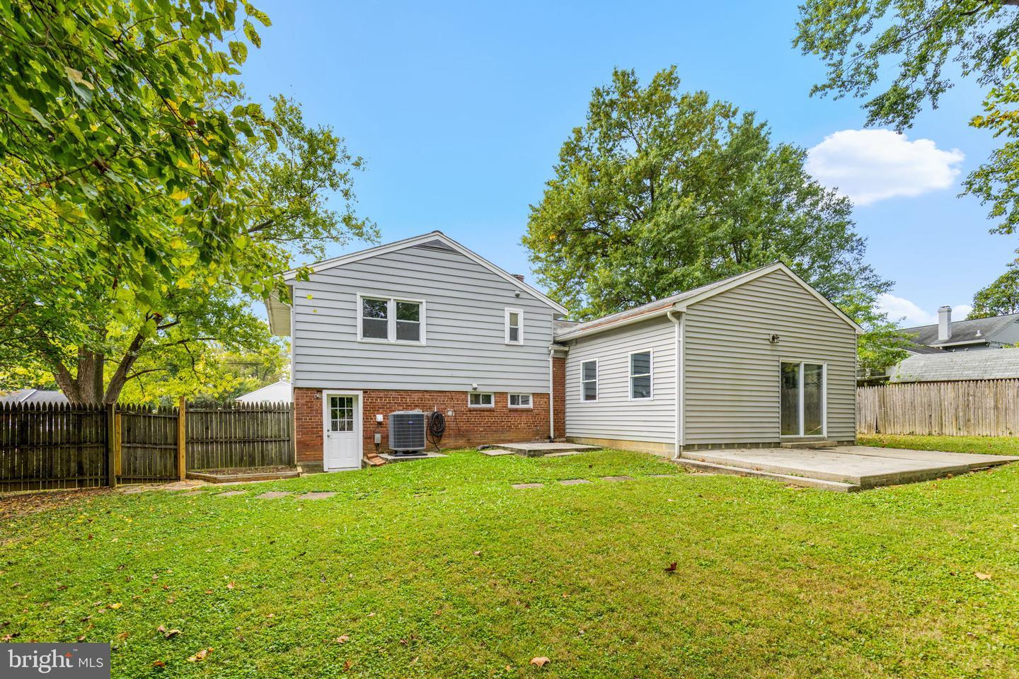 7414 CHATHAM ST, SPRINGFIELD, Virginia 22151, 4 Bedrooms Bedrooms, ,2 BathroomsBathrooms,Residential,For sale,7414 CHATHAM ST,VAFX2273600 MLS # VAFX2273600