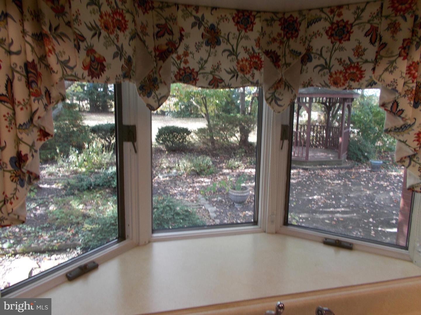 414 JEFFERSON ST, WOODSTOCK, Virginia 22664, 3 Bedrooms Bedrooms, ,2 BathroomsBathrooms,Residential,For sale,414 JEFFERSON ST,VASH2012744 MLS # VASH2012744