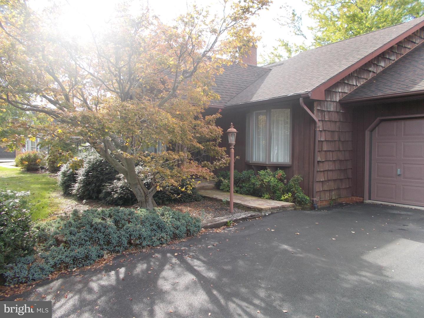 414 JEFFERSON ST, WOODSTOCK, Virginia 22664, 3 Bedrooms Bedrooms, ,2 BathroomsBathrooms,Residential,For sale,414 JEFFERSON ST,VASH2012744 MLS # VASH2012744