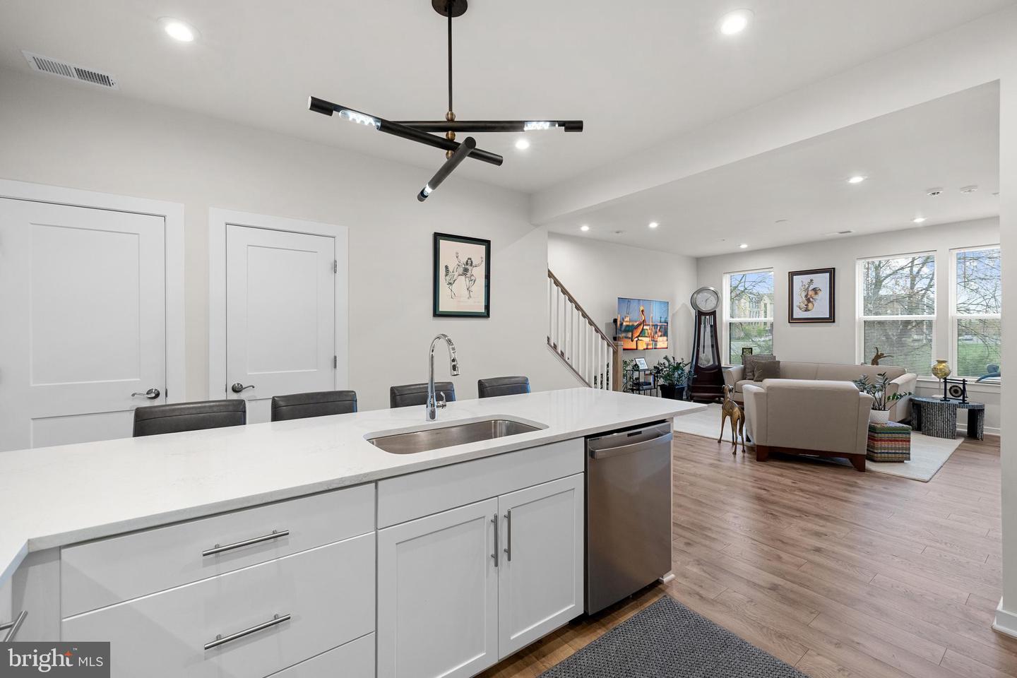 44580 WOLFHOUND SQ, ASHBURN, Virginia 20147, 3 Bedrooms Bedrooms, 9 Rooms Rooms,2 BathroomsBathrooms,Residential,For sale,44580 WOLFHOUND SQ,VALO2108580 MLS # VALO2108580