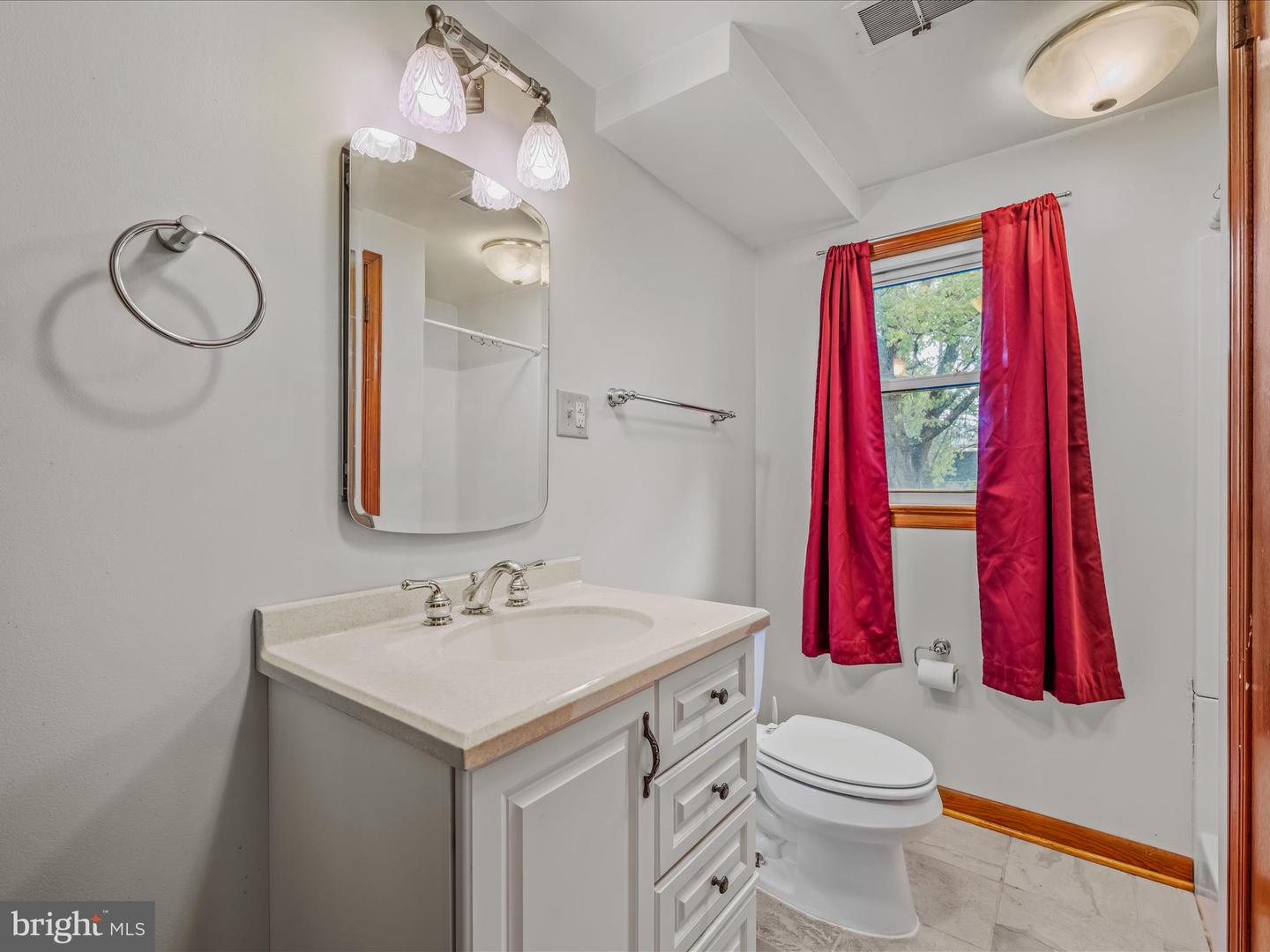 461 IMPERIAL ST, WINCHESTER, Virginia 22601, 4 Bedrooms Bedrooms, ,2 BathroomsBathrooms,Residential,For sale,461 IMPERIAL ST,VAWI2009230 MLS # VAWI2009230