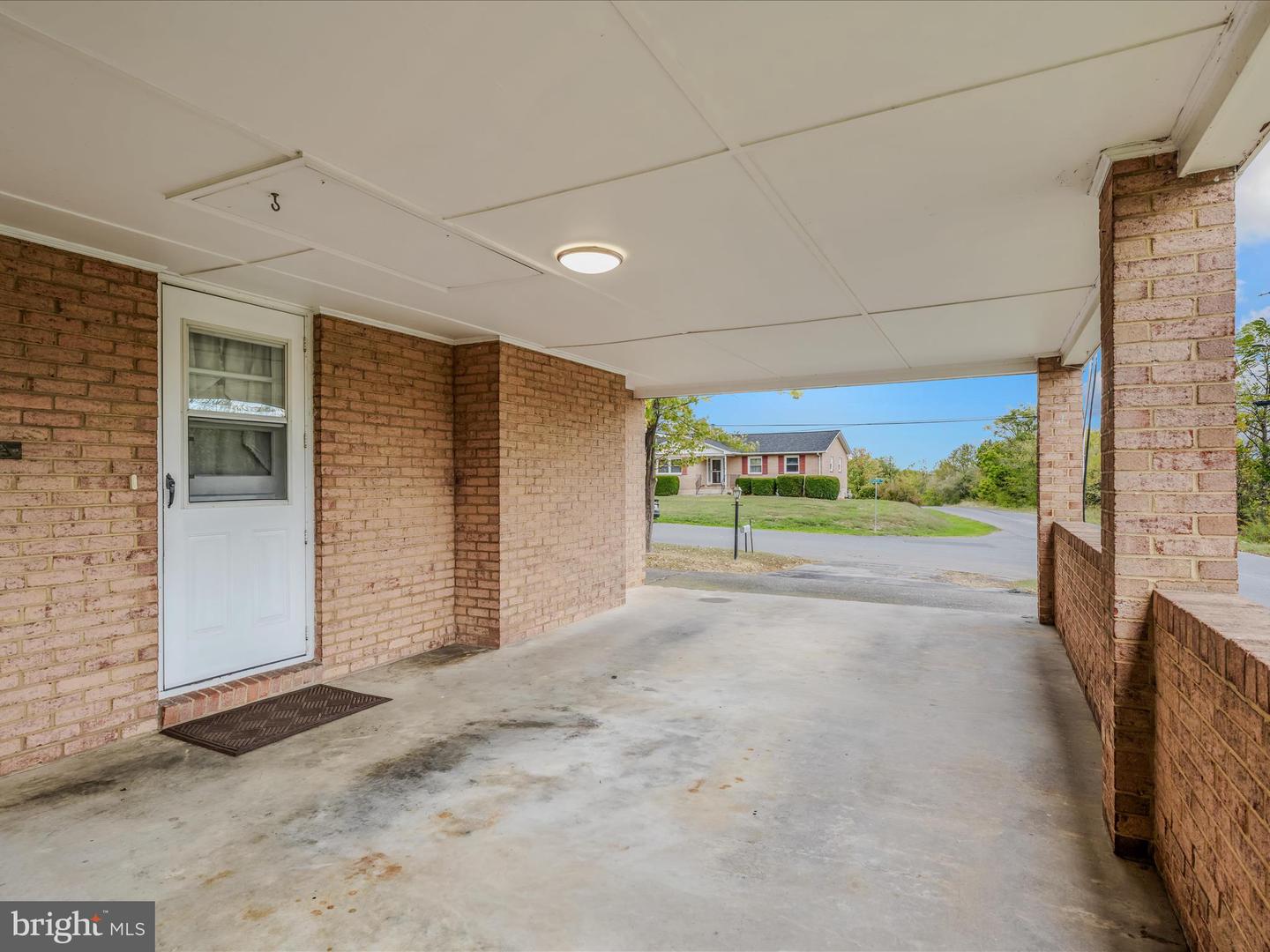 461 IMPERIAL ST, WINCHESTER, Virginia 22601, 4 Bedrooms Bedrooms, ,2 BathroomsBathrooms,Residential,For sale,461 IMPERIAL ST,VAWI2009230 MLS # VAWI2009230