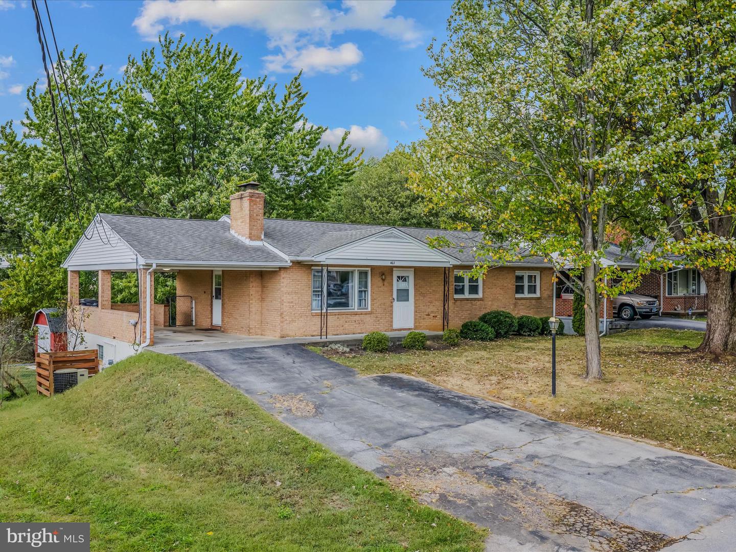 461 IMPERIAL ST, WINCHESTER, Virginia 22601, 4 Bedrooms Bedrooms, ,2 BathroomsBathrooms,Residential,For sale,461 IMPERIAL ST,VAWI2009230 MLS # VAWI2009230