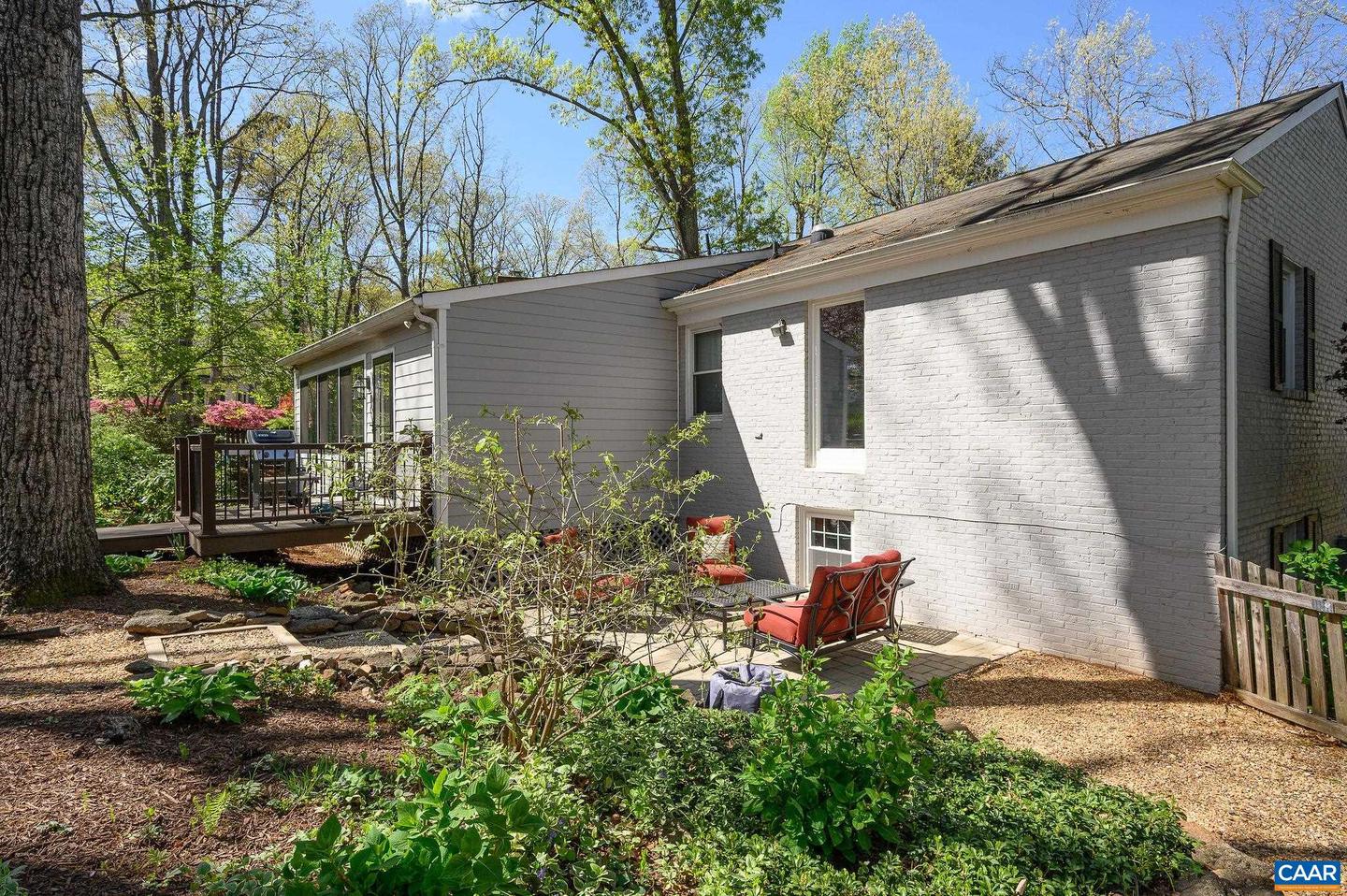 1619 INGLEWOOD DR, CHARLOTTESVILLE, Virginia 22901, 4 Bedrooms Bedrooms, ,3 BathroomsBathrooms,Residential,For sale,1619 INGLEWOOD DR,669863 MLS # 669863
