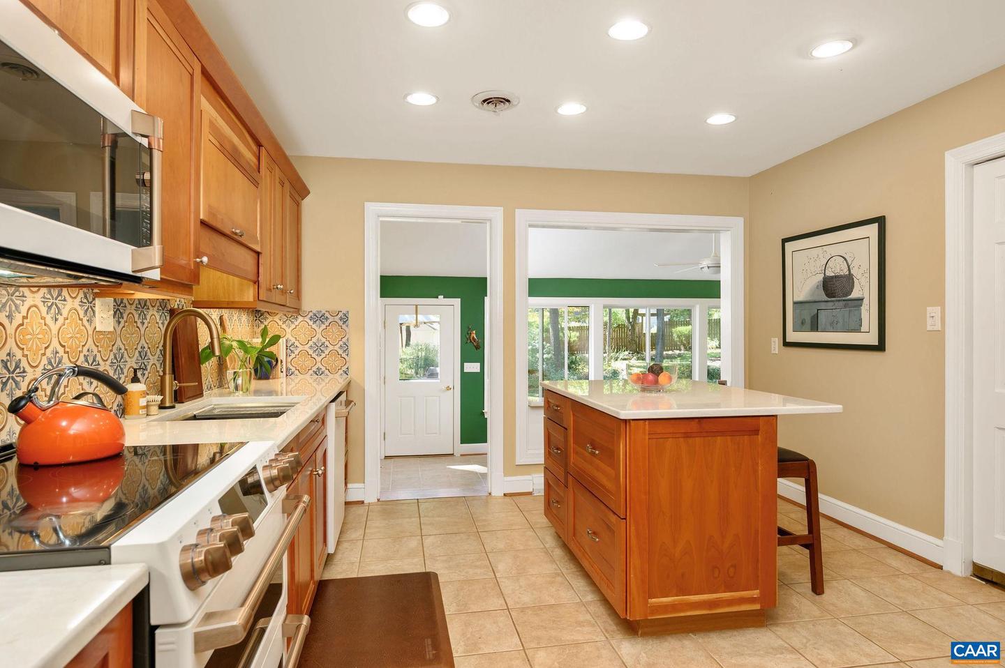 1619 INGLEWOOD DR, CHARLOTTESVILLE, Virginia 22901, 4 Bedrooms Bedrooms, ,3 BathroomsBathrooms,Residential,For sale,1619 INGLEWOOD DR,669863 MLS # 669863