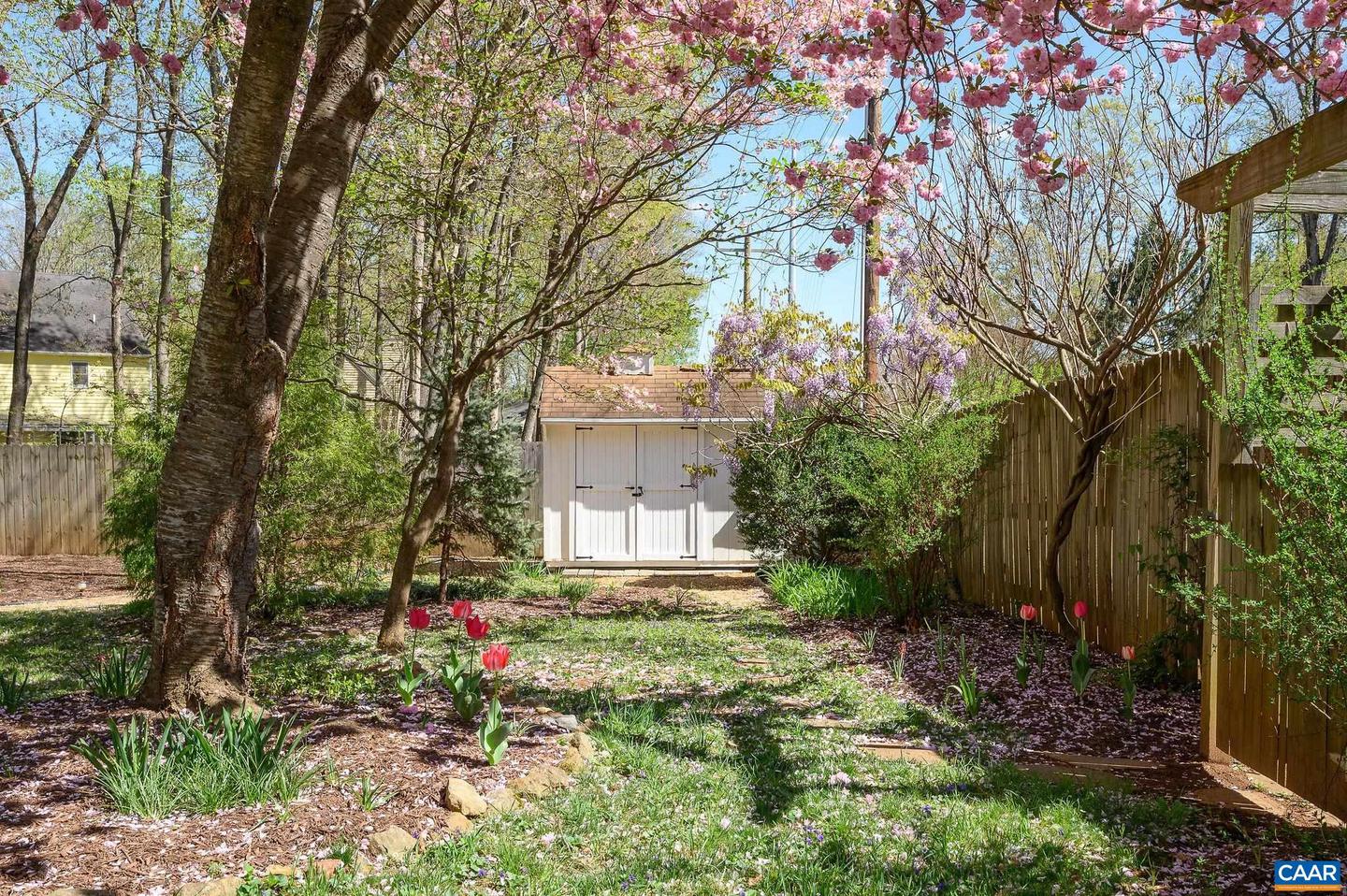 1619 INGLEWOOD DR, CHARLOTTESVILLE, Virginia 22901, 4 Bedrooms Bedrooms, ,3 BathroomsBathrooms,Residential,For sale,1619 INGLEWOOD DR,669863 MLS # 669863