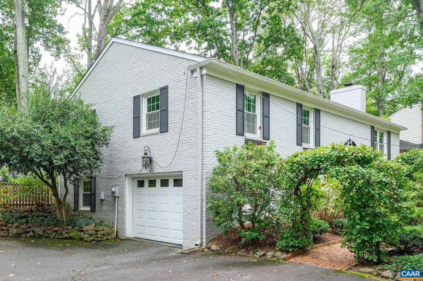 1619 INGLEWOOD DR, CHARLOTTESVILLE, Virginia 22901, 4 Bedrooms Bedrooms, ,3 BathroomsBathrooms,Residential,For sale,1619 INGLEWOOD DR,669863 MLS # 669863