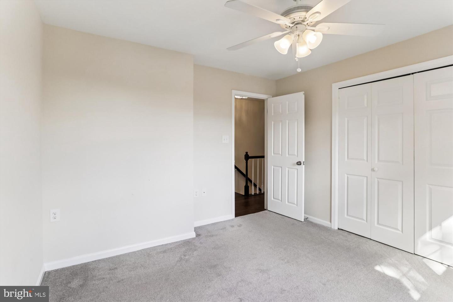 945 S SCOTT ST, ARLINGTON, Virginia 22204, 2 Bedrooms Bedrooms, ,2 BathroomsBathrooms,Residential,For sale,945 S SCOTT ST,VAAR2064794 MLS # VAAR2064794