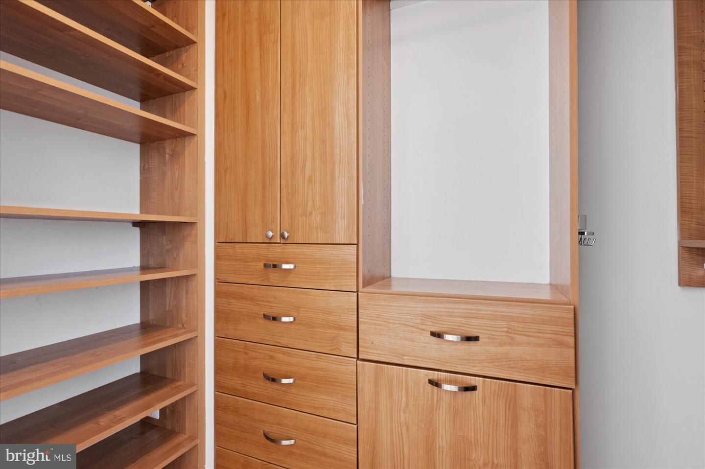 2425 L ST NW #620, WASHINGTON, District Of Columbia 20037, 1 Bedroom Bedrooms, ,1 BathroomBathrooms,Residential,For sale,2425 L ST NW #620,DCDC2226476 MLS # DCDC2226476