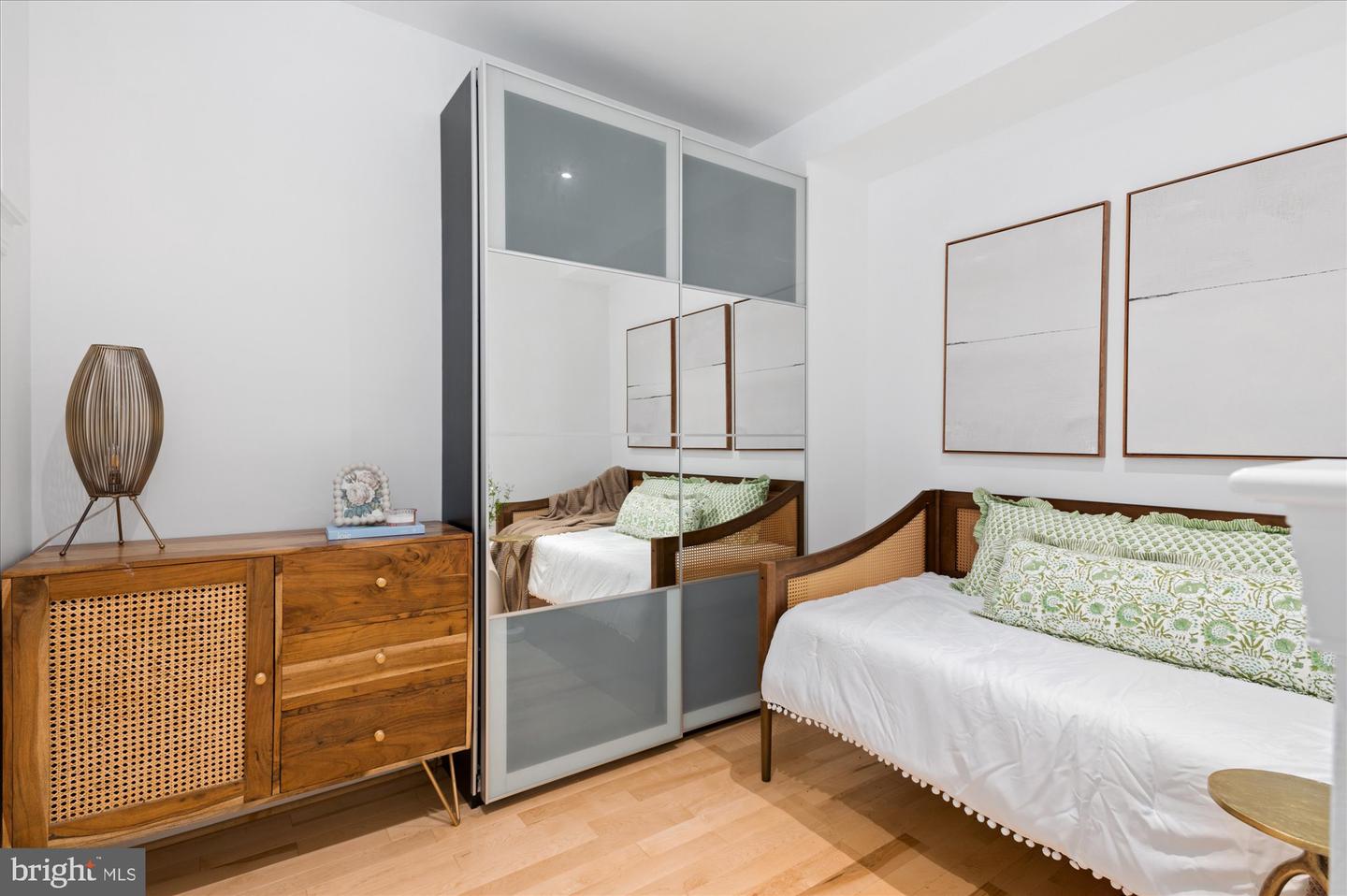 2425 L ST NW #620, WASHINGTON, District Of Columbia 20037, 1 Bedroom Bedrooms, ,1 BathroomBathrooms,Residential,For sale,2425 L ST NW #620,DCDC2226476 MLS # DCDC2226476