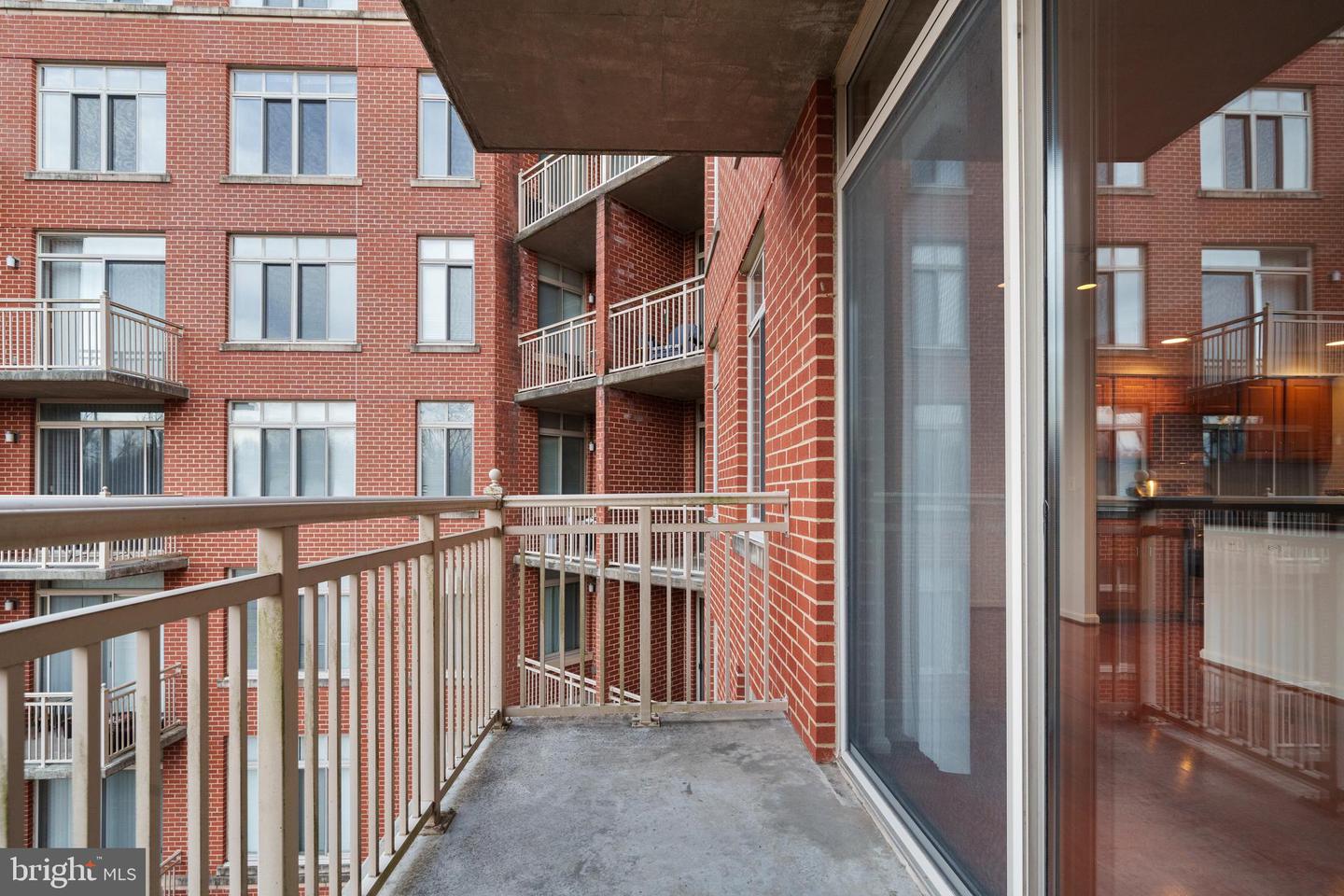 4480 MARKET COMMONS DR #505, FAIRFAX, Virginia 22033, 1 Bedroom Bedrooms, ,1 BathroomBathrooms,Residential,For sale,4480 MARKET COMMONS DR #505,VAFX2273810 MLS # VAFX2273810