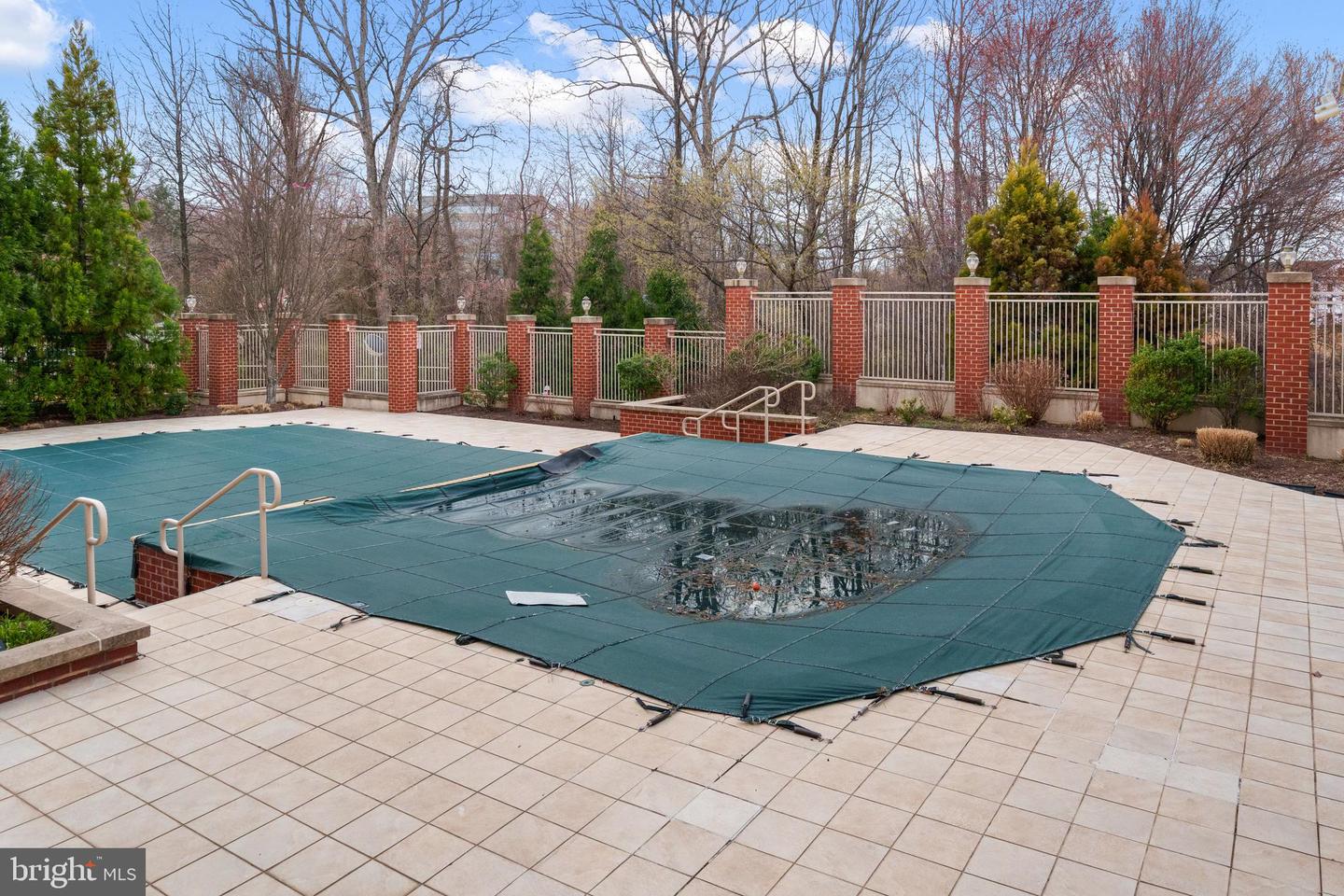 4480 MARKET COMMONS DR #505, FAIRFAX, Virginia 22033, 1 Bedroom Bedrooms, ,1 BathroomBathrooms,Residential,For sale,4480 MARKET COMMONS DR #505,VAFX2273810 MLS # VAFX2273810
