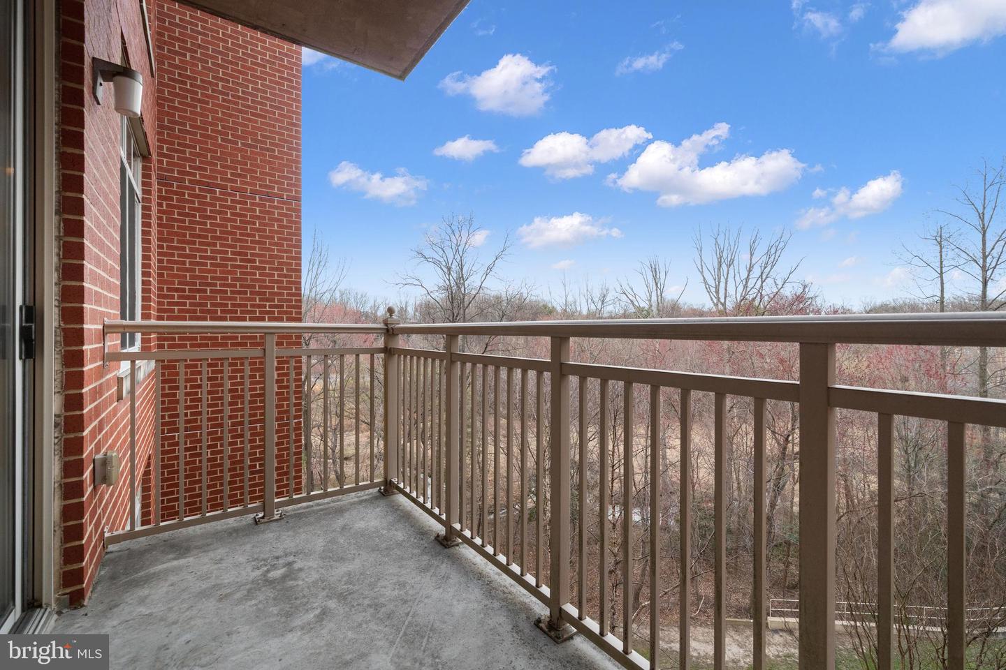 4480 MARKET COMMONS DR #505, FAIRFAX, Virginia 22033, 1 Bedroom Bedrooms, ,1 BathroomBathrooms,Residential,For sale,4480 MARKET COMMONS DR #505,VAFX2273810 MLS # VAFX2273810