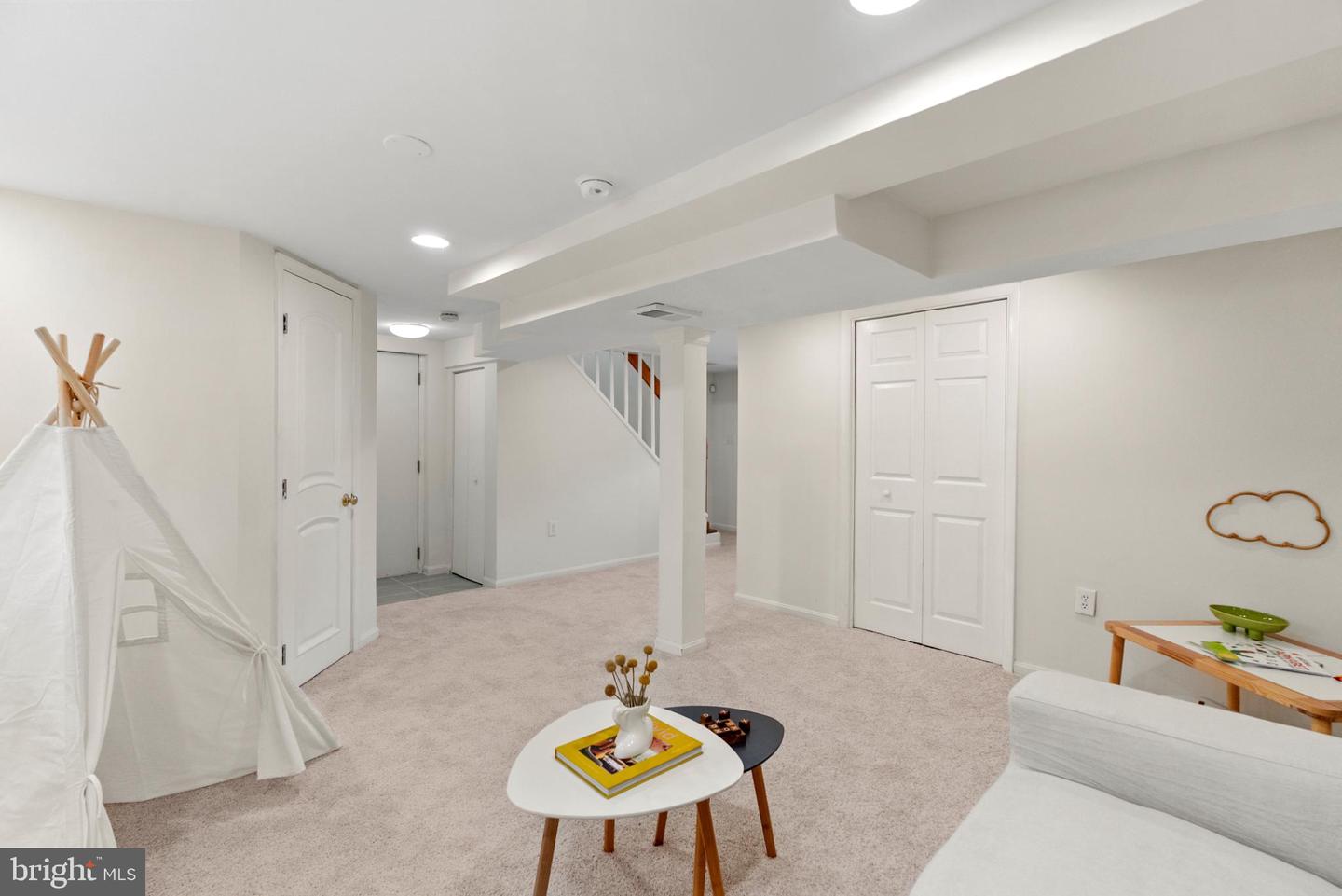 1254 VAN BUREN ST NW, WASHINGTON, District Of Columbia 20012, 3 Bedrooms Bedrooms, 5 Rooms Rooms,2 BathroomsBathrooms,Residential,For sale,1254 VAN BUREN ST NW,DCDC2226566 MLS # DCDC2226566