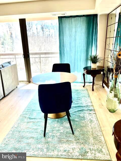 2230 GEORGE C MARSHALL DR #524, FALLS CHURCH, Virginia 22043, 1 Bedroom Bedrooms, ,1 BathroomBathrooms,Residential,For sale,2230 GEORGE C MARSHALL DR #524,VAFX2273900 MLS # VAFX2273900