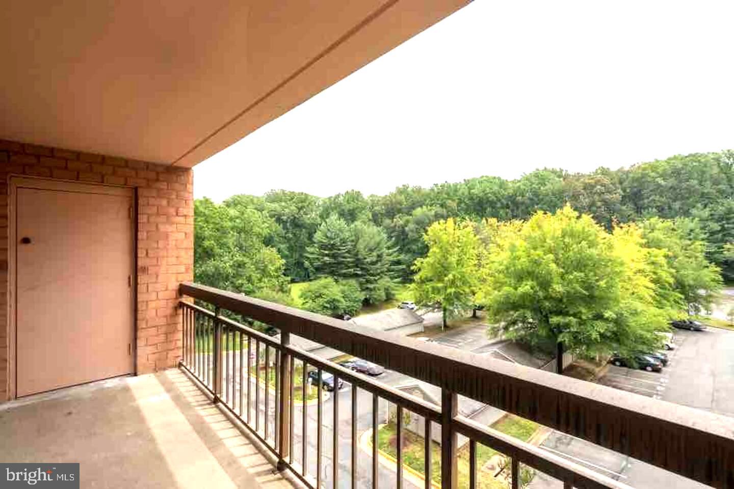 2230 GEORGE C MARSHALL DR #524, FALLS CHURCH, Virginia 22043, 1 Bedroom Bedrooms, ,1 BathroomBathrooms,Residential,For sale,2230 GEORGE C MARSHALL DR #524,VAFX2273900 MLS # VAFX2273900
