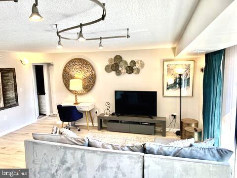 2230 GEORGE C MARSHALL DR #524, FALLS CHURCH, Virginia 22043, 1 Bedroom Bedrooms, ,1 BathroomBathrooms,Residential,For sale,2230 GEORGE C MARSHALL DR #524,VAFX2273900 MLS # VAFX2273900