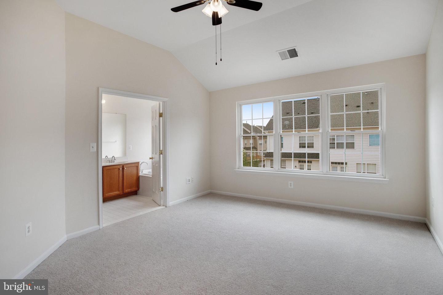 4903 CHASTE TREE PL, WOODBRIDGE, Virginia 22192, 3 Bedrooms Bedrooms, ,2 BathroomsBathrooms,Residential,For sale,4903 CHASTE TREE PL,VAPW2105826 MLS # VAPW2105826