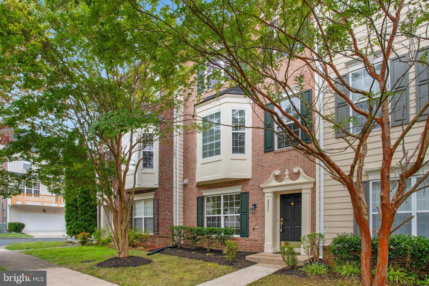 4903 CHASTE TREE PL, WOODBRIDGE, Virginia 22192, 3 Bedrooms Bedrooms, ,2 BathroomsBathrooms,Residential,For sale,4903 CHASTE TREE PL,VAPW2105826 MLS # VAPW2105826