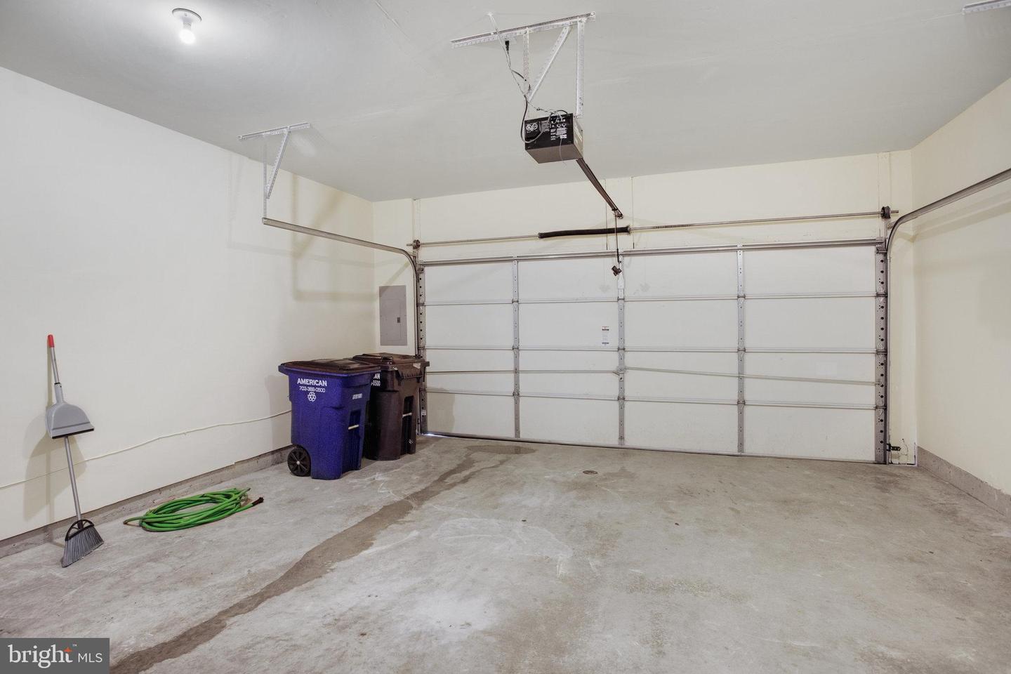 4903 CHASTE TREE PL, WOODBRIDGE, Virginia 22192, 3 Bedrooms Bedrooms, ,2 BathroomsBathrooms,Residential,For sale,4903 CHASTE TREE PL,VAPW2105826 MLS # VAPW2105826
