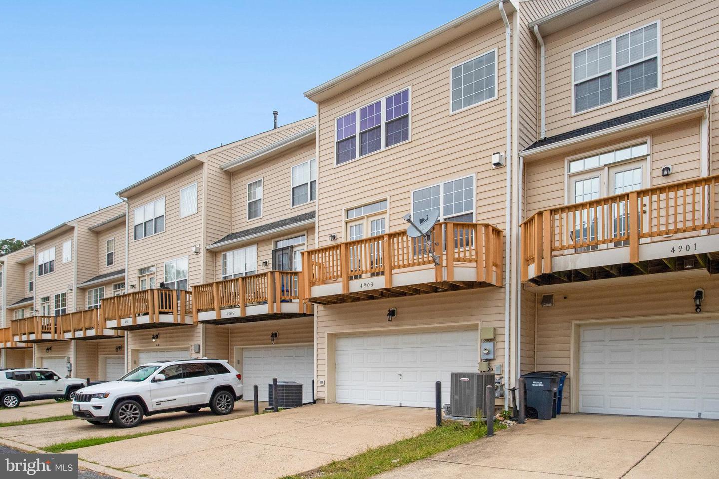 4903 CHASTE TREE PL, WOODBRIDGE, Virginia 22192, 3 Bedrooms Bedrooms, ,2 BathroomsBathrooms,Residential,For sale,4903 CHASTE TREE PL,VAPW2105826 MLS # VAPW2105826
