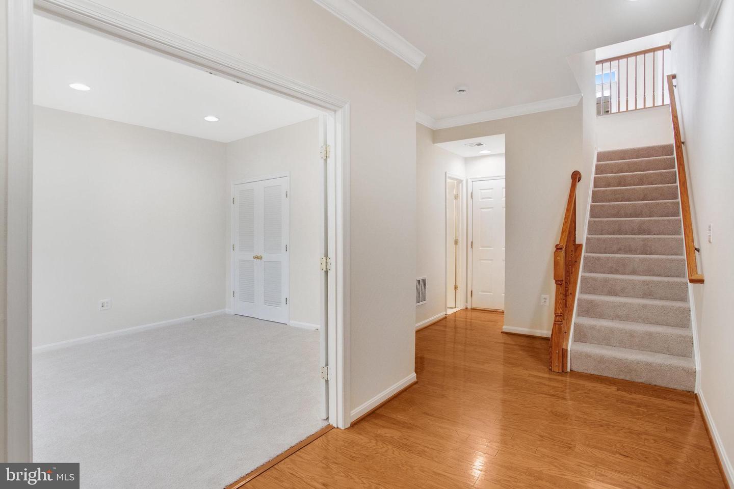 4903 CHASTE TREE PL, WOODBRIDGE, Virginia 22192, 3 Bedrooms Bedrooms, ,2 BathroomsBathrooms,Residential,For sale,4903 CHASTE TREE PL,VAPW2105826 MLS # VAPW2105826