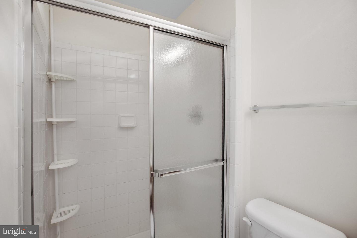 4903 CHASTE TREE PL, WOODBRIDGE, Virginia 22192, 3 Bedrooms Bedrooms, ,2 BathroomsBathrooms,Residential,For sale,4903 CHASTE TREE PL,VAPW2105826 MLS # VAPW2105826