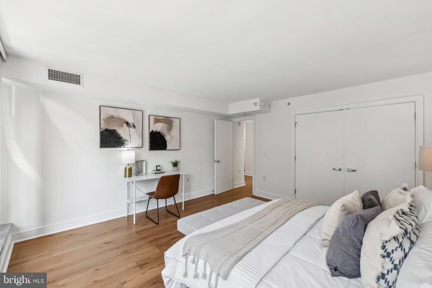 800 4TH ST SW #S121, WASHINGTON, District Of Columbia 20024, 2 Bedrooms Bedrooms, ,1 BathroomBathrooms,Residential,For sale,800 4TH ST SW #S121,DCDC2226602 MLS # DCDC2226602