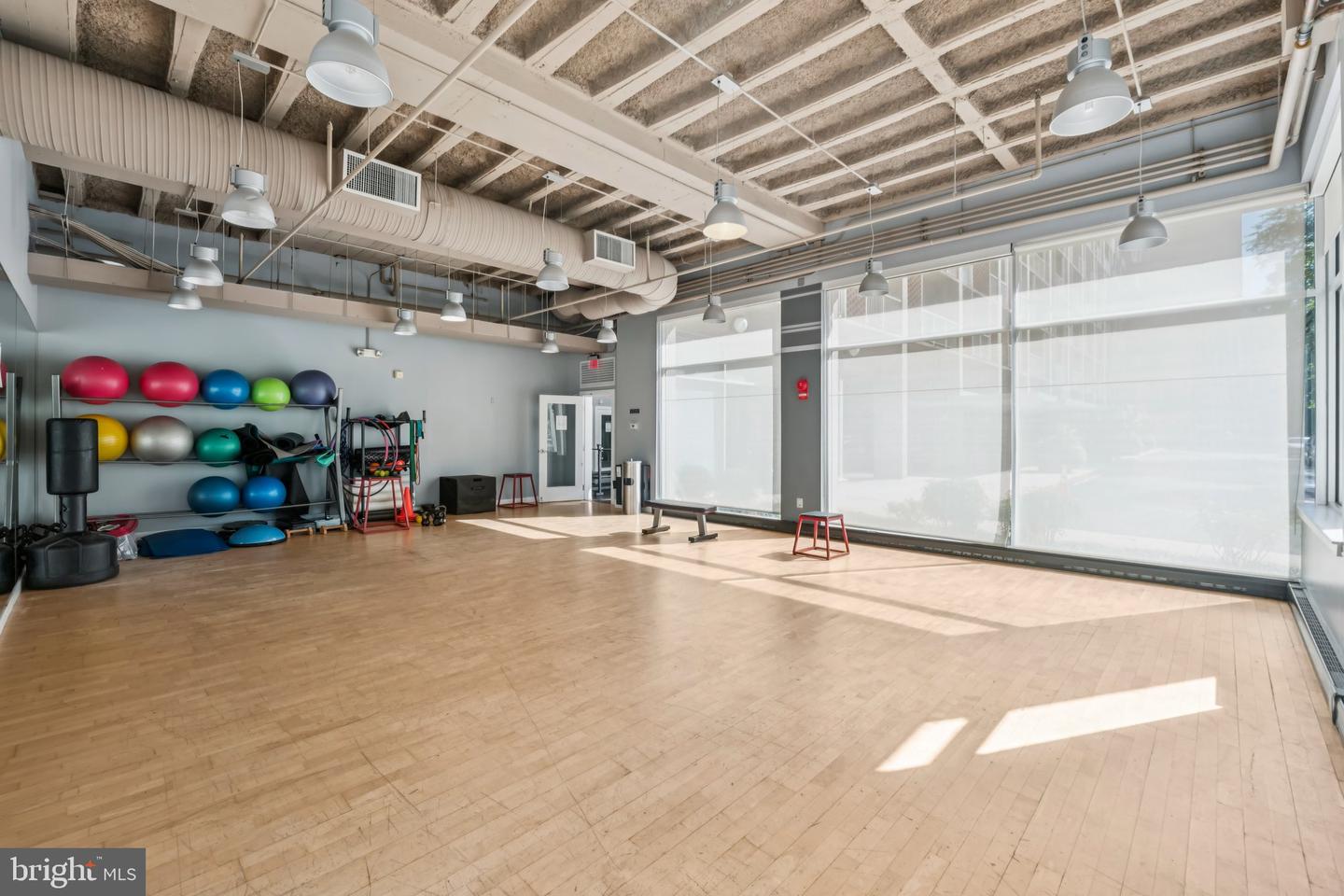 800 4TH ST SW #S121, WASHINGTON, District Of Columbia 20024, 2 Bedrooms Bedrooms, ,1 BathroomBathrooms,Residential,For sale,800 4TH ST SW #S121,DCDC2226602 MLS # DCDC2226602