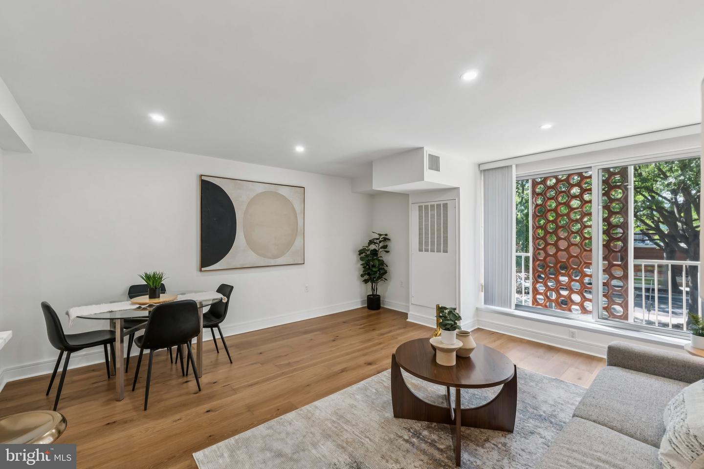 800 4TH ST SW #S121, WASHINGTON, District Of Columbia 20024, 2 Bedrooms Bedrooms, ,1 BathroomBathrooms,Residential,For sale,800 4TH ST SW #S121,DCDC2226602 MLS # DCDC2226602