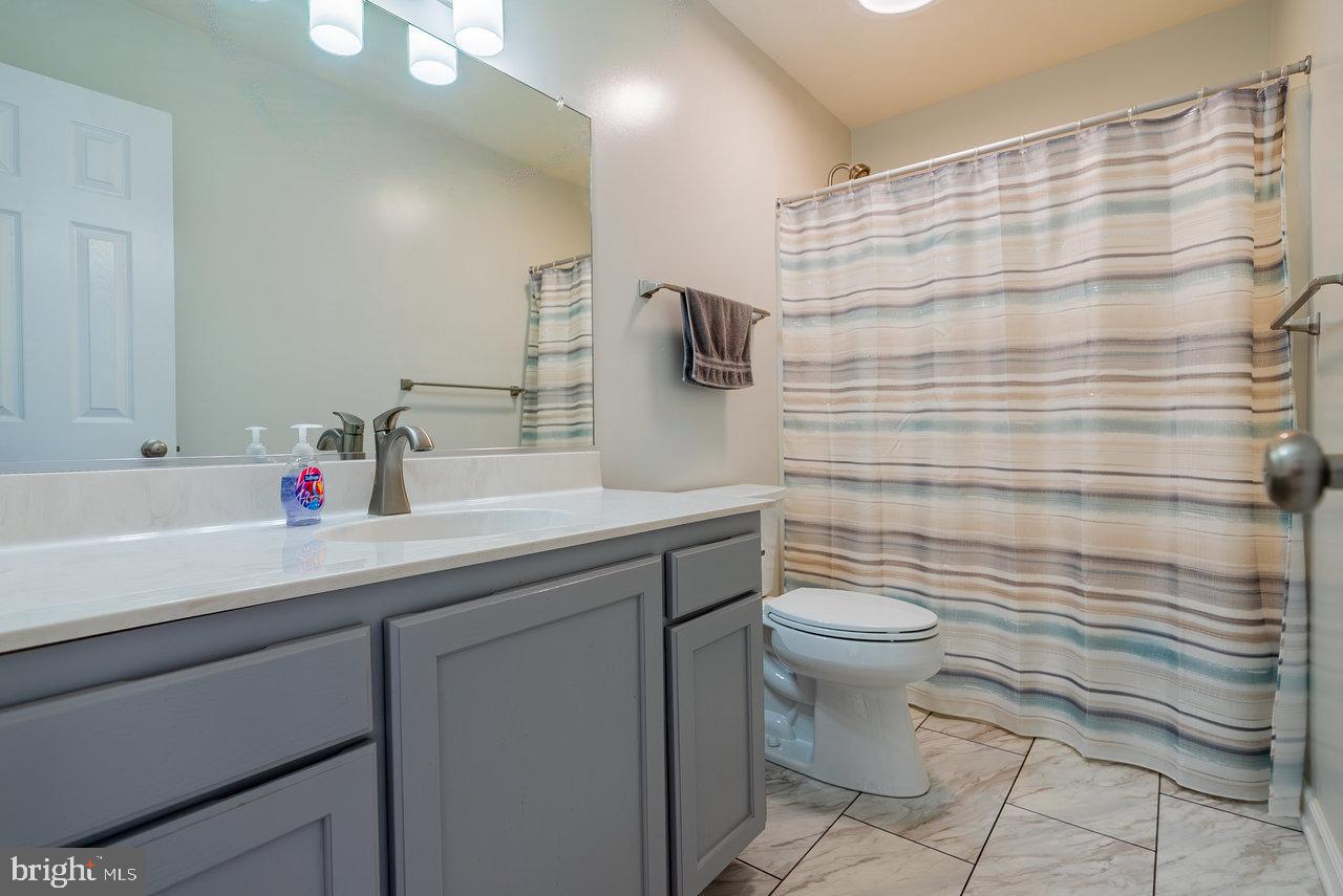 704 17TH ST, GROTTOES, Virginia 24441, 3 Bedrooms Bedrooms, ,2 BathroomsBathrooms,Residential,For sale,704 17TH ST,VARO2002642 MLS # VARO2002642