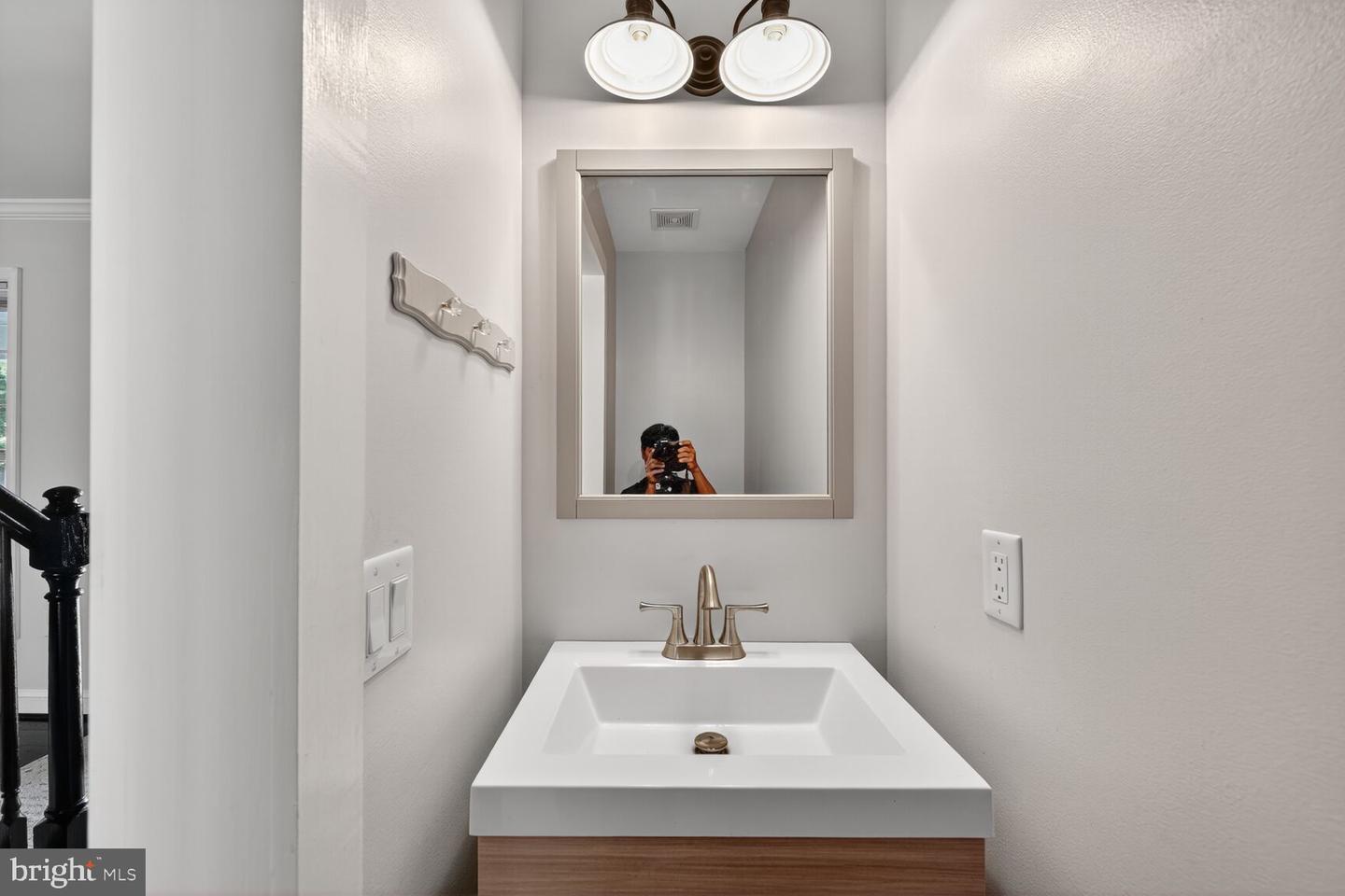 9 ROLLINGSIDE DR, FREDERICKSBURG, Virginia 22406, 4 Bedrooms Bedrooms, ,2 BathroomsBathrooms,Residential,For sale,9 ROLLINGSIDE DR,VAST2043434 MLS # VAST2043434 9 ROLLINGSIDE DR, FREDERICKSBURG, Virginia 22406, 4 Bedrooms Bedrooms, ,2 BathroomsBathrooms,Residential,For sale,9 ROLLINGSIDE DR,VAST2043434 MLS # VAST2043434