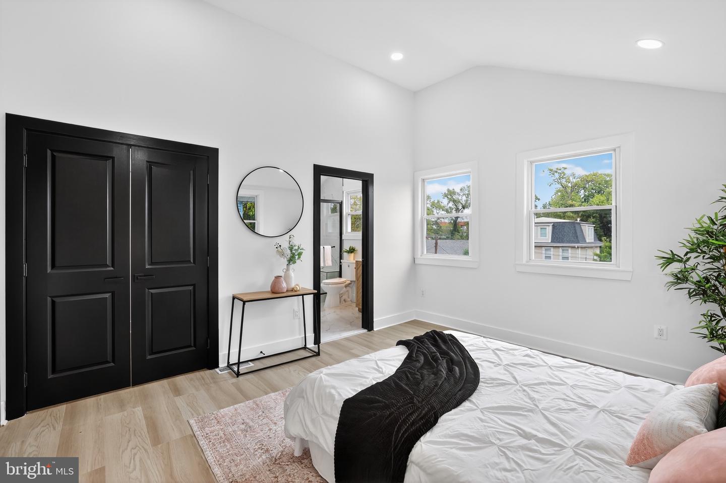 2948 MILLS AVE NE, WASHINGTON, District Of Columbia 20018, 4 Bedrooms Bedrooms, ,3 BathroomsBathrooms,Residential,For sale,2948 MILLS AVE NE,DCDC2226618 MLS # DCDC2226618