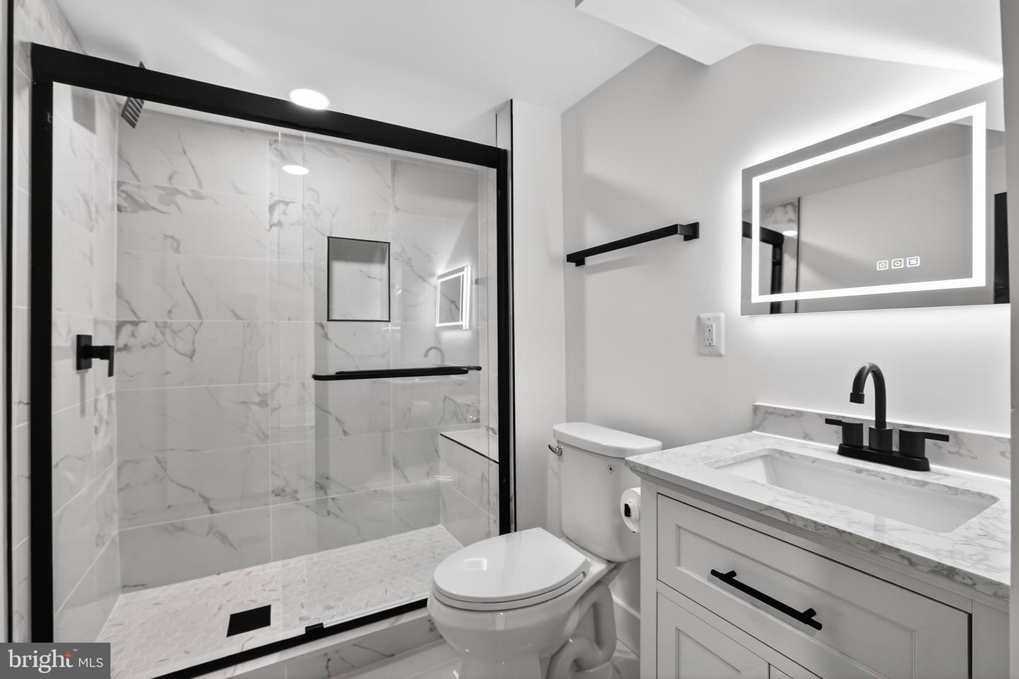 2948 MILLS AVE NE, WASHINGTON, District Of Columbia 20018, 4 Bedrooms Bedrooms, ,3 BathroomsBathrooms,Residential,For sale,2948 MILLS AVE NE,DCDC2226618 MLS # DCDC2226618
